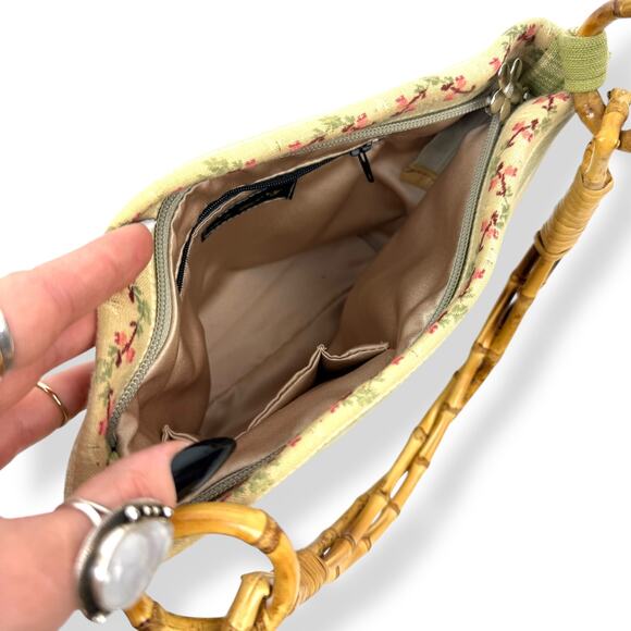 90's woven floral summer bag with bamboo handle by G's GLORY - Picture 8 of 16